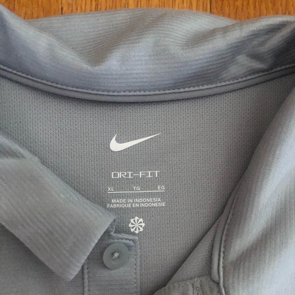 Nike dri fit Light Gray Men's Polo Shirt western Carolina emblem - Picture 4 of 4